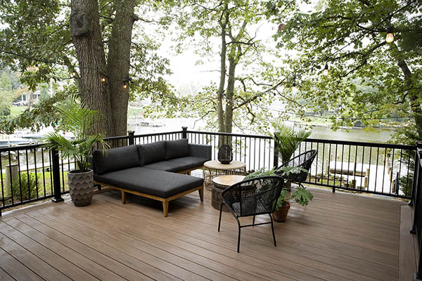 Deck Contractors